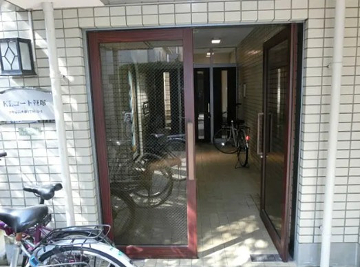 ＫＬコート笹塚のエントランス