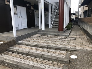 レオパレスモンテヴィオのエントランス