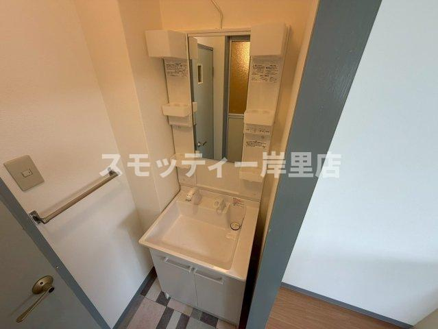 メゾンホワイトの独立洗面台