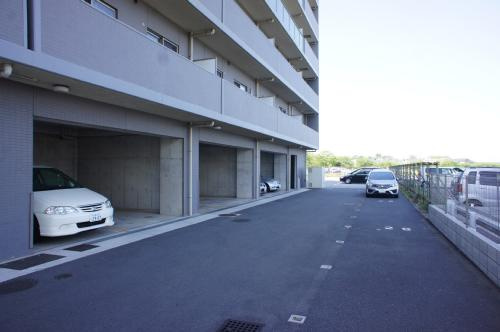 【駐車場】 | セラピアザ船橋 | 敷地内駐車場です