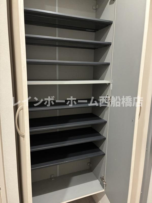 アーバングランデ市川の収納