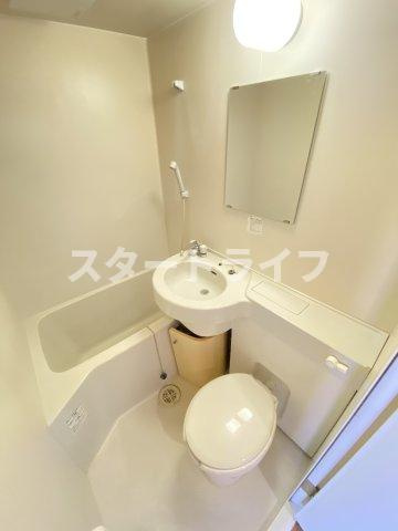 大阪市東淀川区東中島５丁目の賃貸マンションの浴室