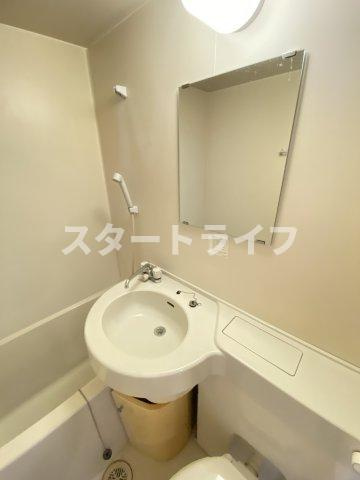 大阪市東淀川区東中島５丁目の賃貸マンションの洗面所