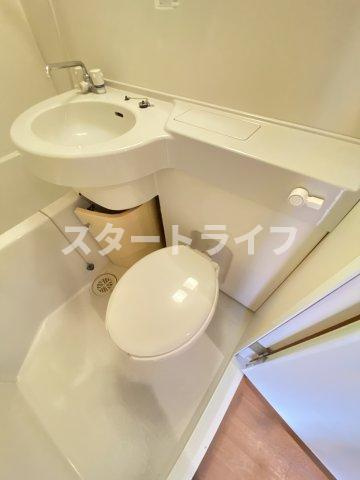 大阪市東淀川区東中島５丁目の賃貸マンションのトイレ