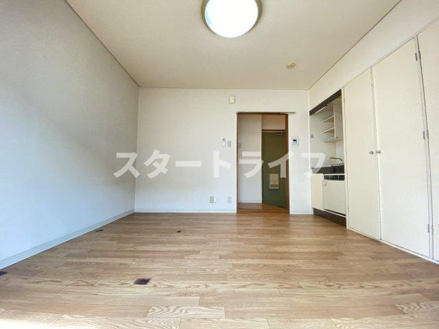大阪市東淀川区東中島５丁目の賃貸マンションの寝室