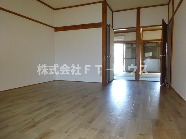 コーポムラマツⅤの居間・リビング