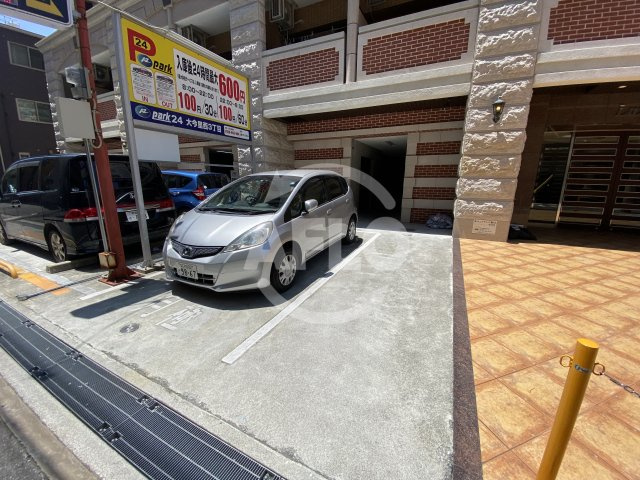 Luxe今里の駐車場|Luxe今里　駐車場