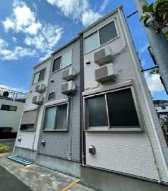 Villa Aube SHIMO17(ヴィラオーブシモ17)の外観