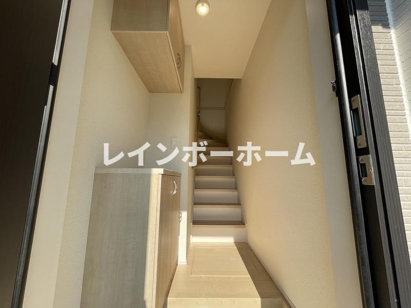 リーブルファイン三郷半田　仲介手数料（賃料の1.10ヵ月）の50％OFF対象物件！の玄関