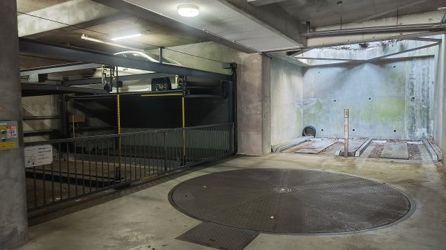 ヴァーチュアスあさぎりの駐車場
