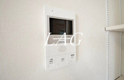 【設備】 | メゾン22　EAST | モニター付きインターホンです。