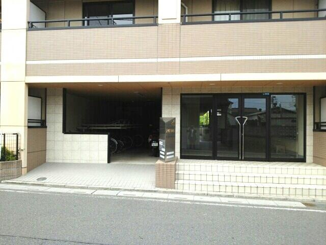 【エントランス】
