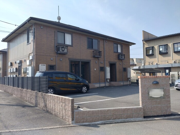 ダリア ファミリーの外観