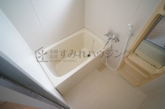 モーツァルト南笹原の浴室|参考、同建物・反転間取りの号室