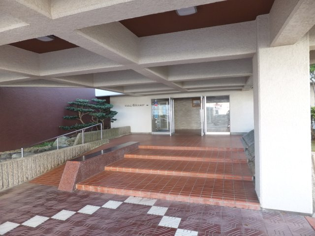 マンション青山カメリアのエントランス