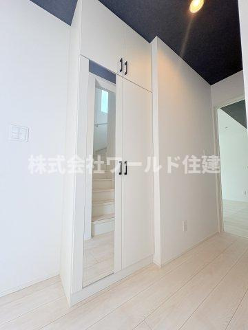 入間市高倉10期の玄関
