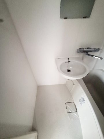 六番館の洗面所