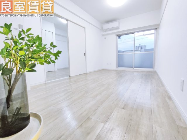 【居間・リビング】 | ひかりマンション