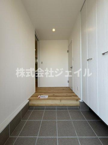 新築戸建　三田市富士が丘３丁目の玄関