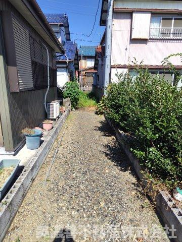 ６７５４７　瑞穂市別府中古戸建ての外観