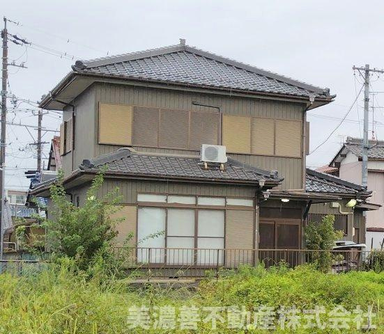 ６７５４７　瑞穂市別府中古戸建ての外観