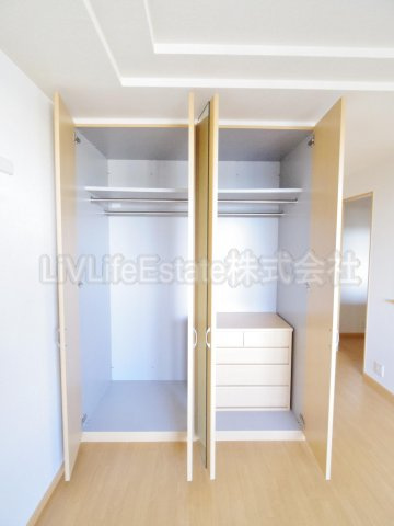 小平市花小金井７丁目の賃貸マンションの収納