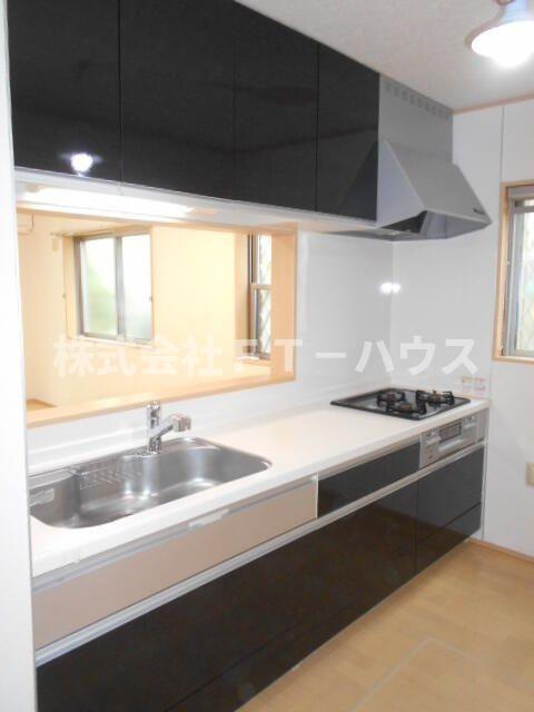 飯山満町戸建のキッチン