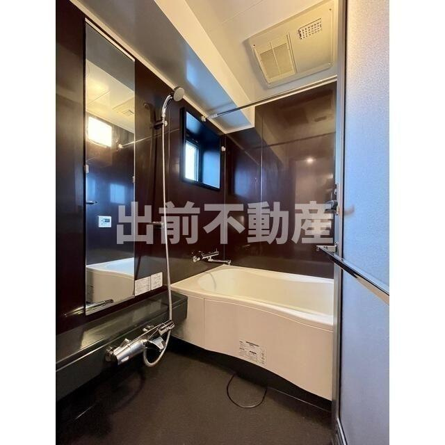 プラティーク新宿WESTの浴室