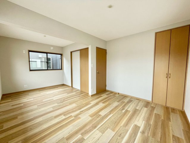 姫路市飾磨区矢倉町１丁目の中古一戸建の洋室