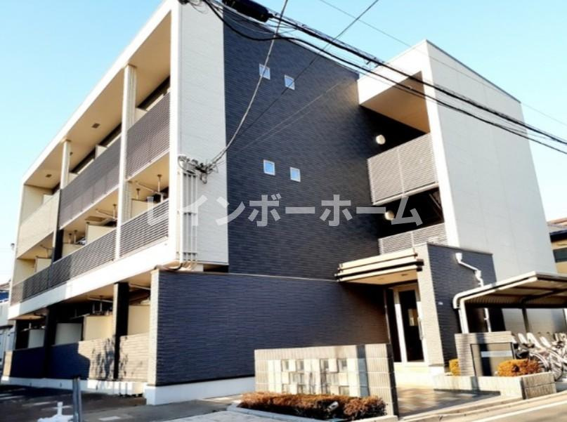 ピッコラ　フォレスタの外観