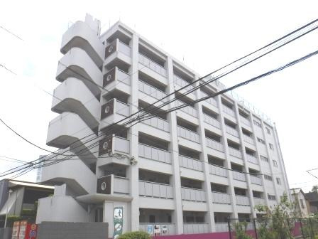 グロワール志村の外観
