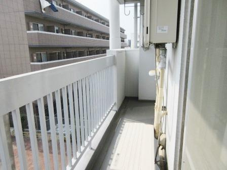 グロワール志村のバルコニー|※別部屋写真