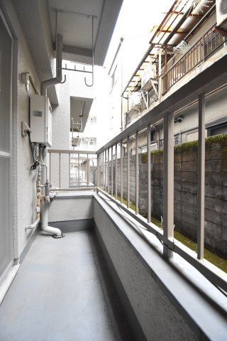 ウエキマンションのバルコニー