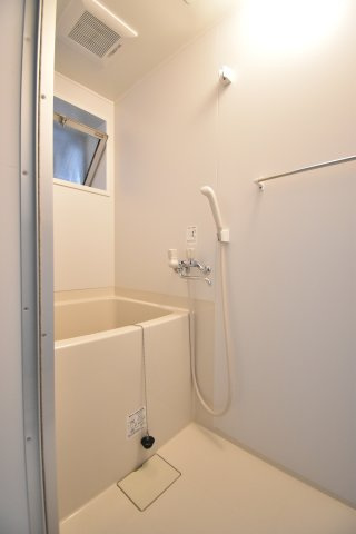 ウエキマンションの浴室