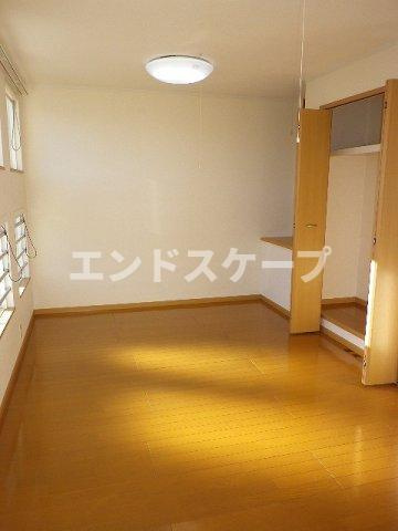 ジェントリーⅡの居間・リビング|高崎、前橋のお部屋探しはエンドスケープまで！お客様の理想お聞かせ下さい♪