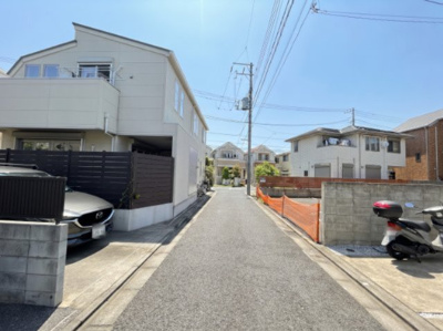 【前面道路含む現地写真】 | 【仲介手数料４５０万円が無料！】■面積１７１平米（５１坪）■桜上水駅１３分■経堂駅１８分 | 諸費用４５０万円ＯＦＦ！
決算キャンペーン！
家計応援サービスの限界に挑戦中！
■面積１７１平米（５１坪）
■桜上水駅１３分
■経堂駅１８分
■お好きなハウスメーカーで建築いただけます。