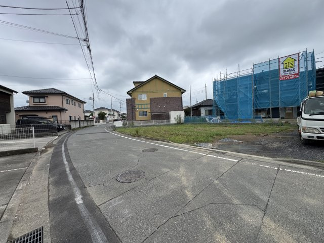 新築　前橋市川原町　6号棟の前面道路含む現地写真|現地写真　南側接道幅員約6.0ｍ