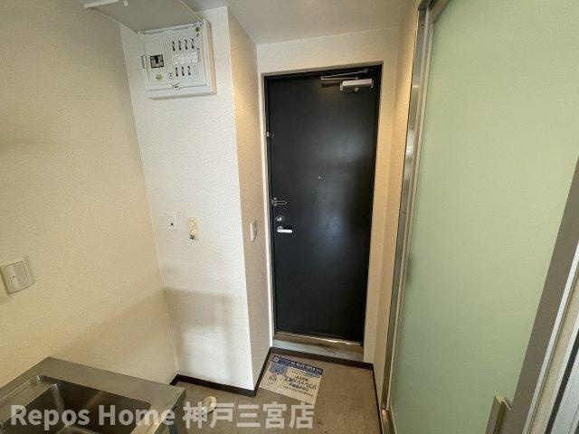 クレセンティア神戸・北野の玄関