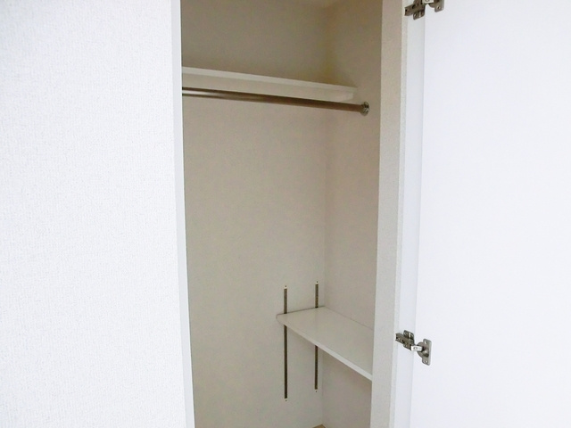 エクシム西巣鴨の収納|奥行のある収納です