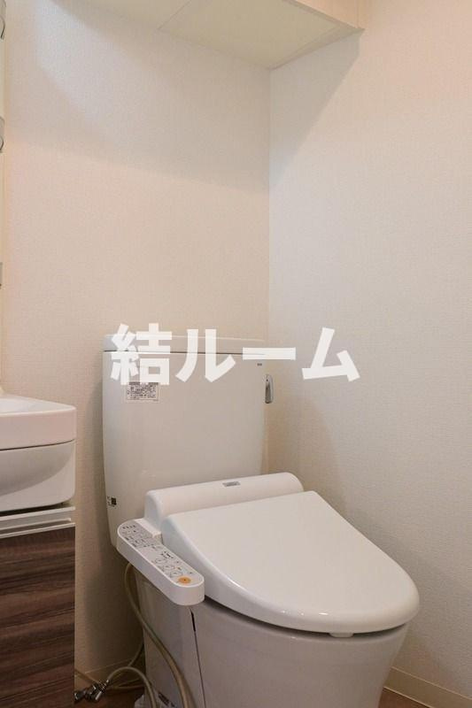 豊島区池袋本町４丁目の賃貸マンションのトイレ