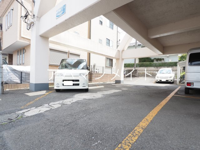 【駐車場】 | 第２倉田ハイツ | 敷地内駐車場