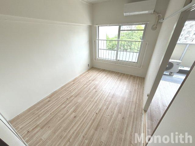 ビレッジハウス泉北栂タワーの洋室