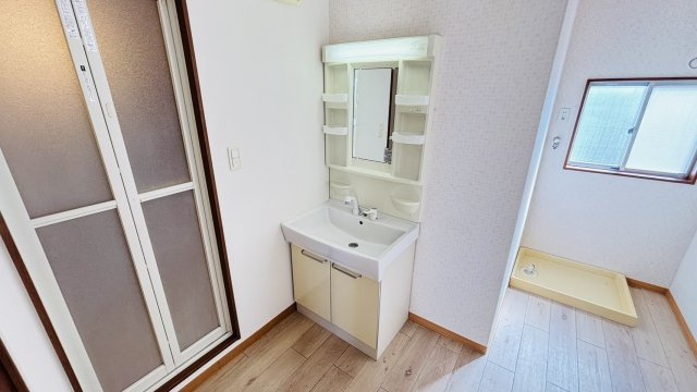 筑紫野市二日市北３丁目のアパートの洗面所