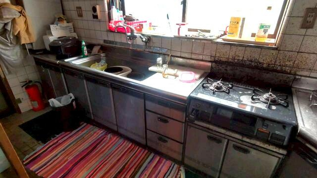 土佐市高岡町甲　中古戸建のキッチン