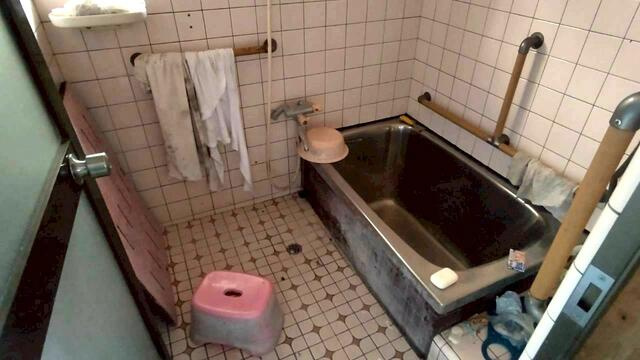 土佐市高岡町甲　中古戸建の浴室