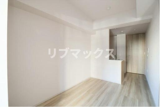 【居間・リビング】グランカーサ横濱石川町