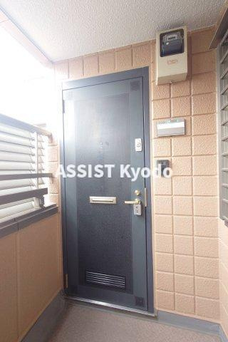 メゾン五香の玄関