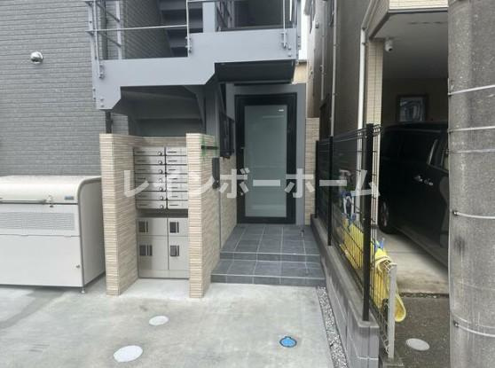 ルレーブ成増のエントランス