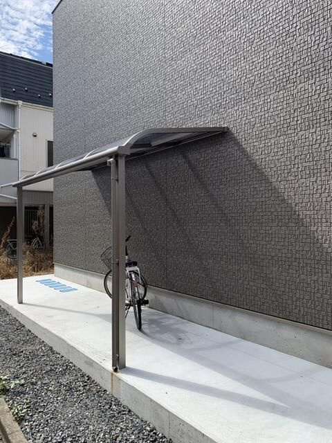 ベルシオンジュンⅢの駐車場