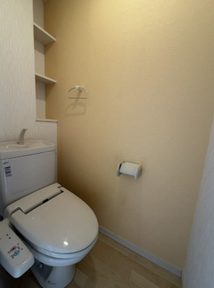 パッサ―ブル―野中のトイレ|ゆったりとした空間のトイレです